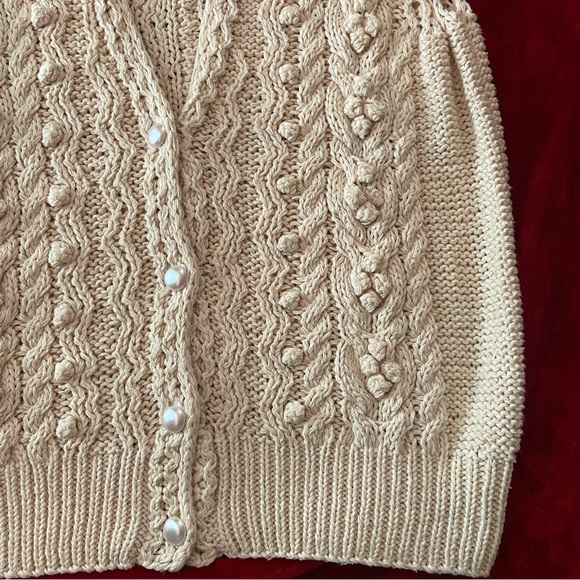 Sold Jantzen Silk Blend Knit Cardigan Vest Size Large - Picture 7 of 10